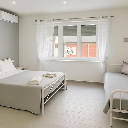La Dimora Di Antonietta Apartment เนเปิลส์ ภายนอก รูปภาพ