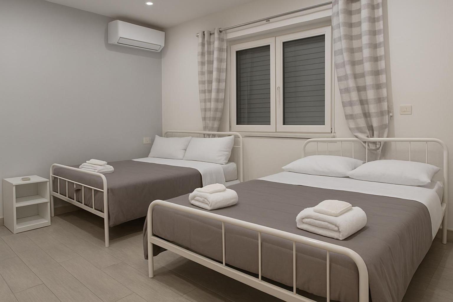 La Dimora Di Antonietta Apartment เนเปิลส์ ภายนอก รูปภาพ
